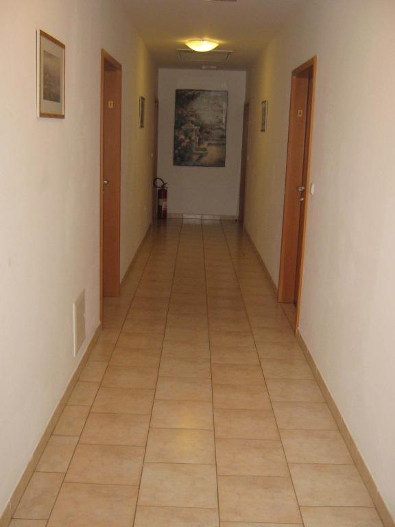 Apartments Spert อูมัค ภายนอก รูปภาพ